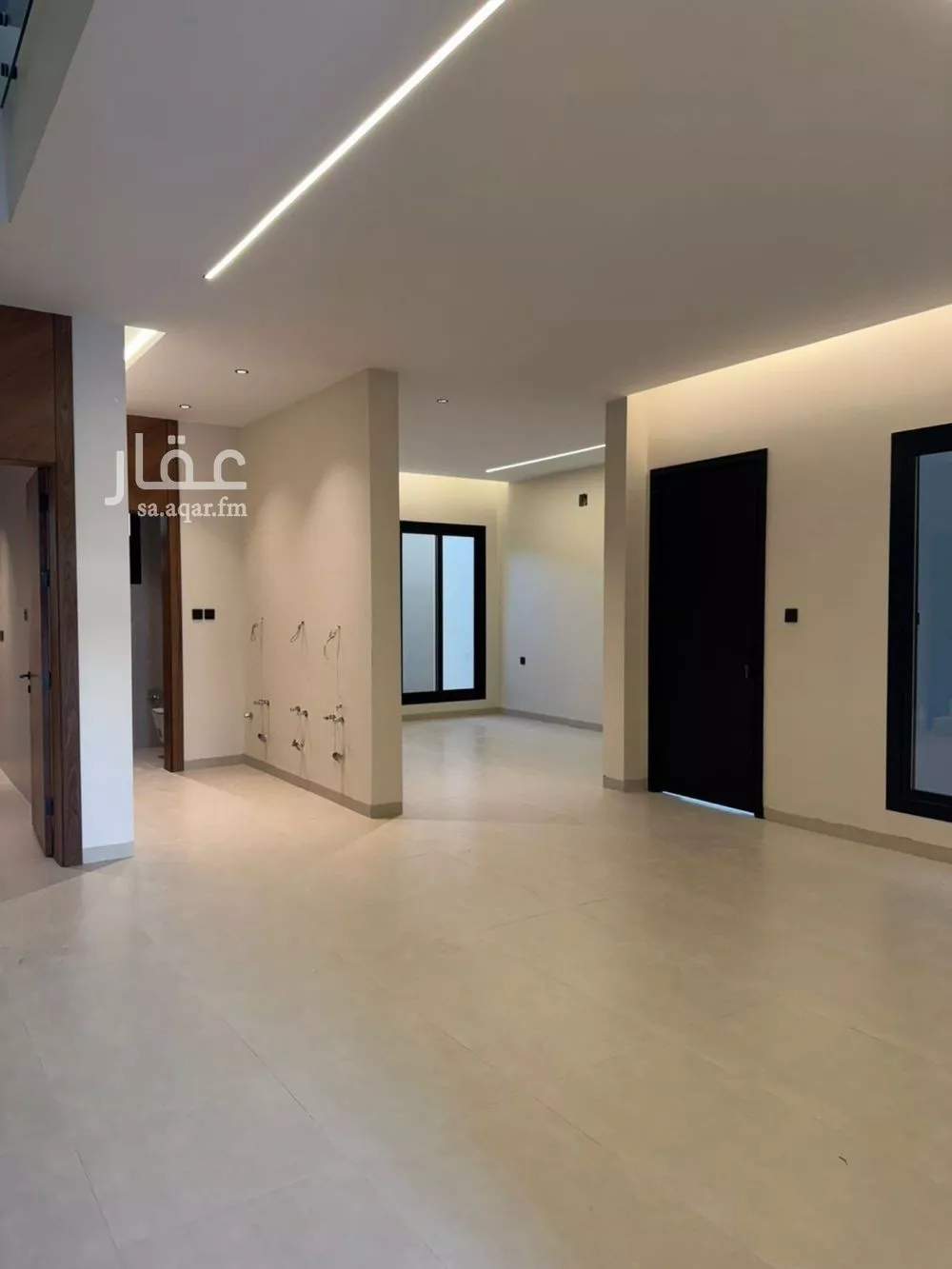 فيلا للبيع في شارع يوسف الصنهاجي, حي الأندلس, مدينة الرياض, منطقة الرياض 1 صورة