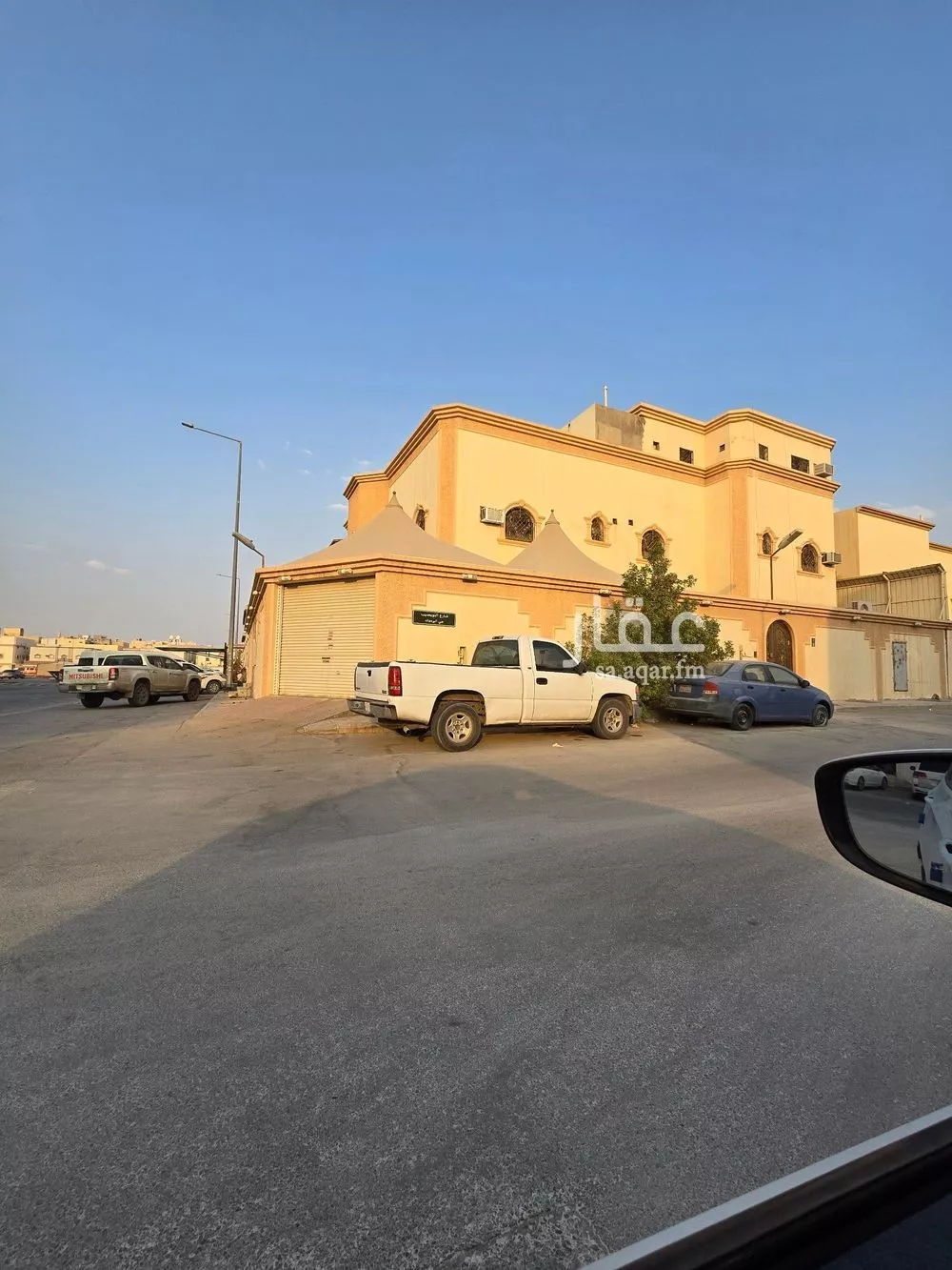 فيلا للبيع في شارع الهدار, حي اليرموك, مدينة الرياض, منطقة الرياض 1 صورة