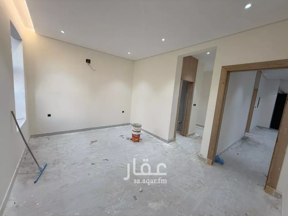 فيلا للبيع في شارع وادي الدواسر, حي القادسية, مدينة الرياض, منطقة الرياض 1 صورة