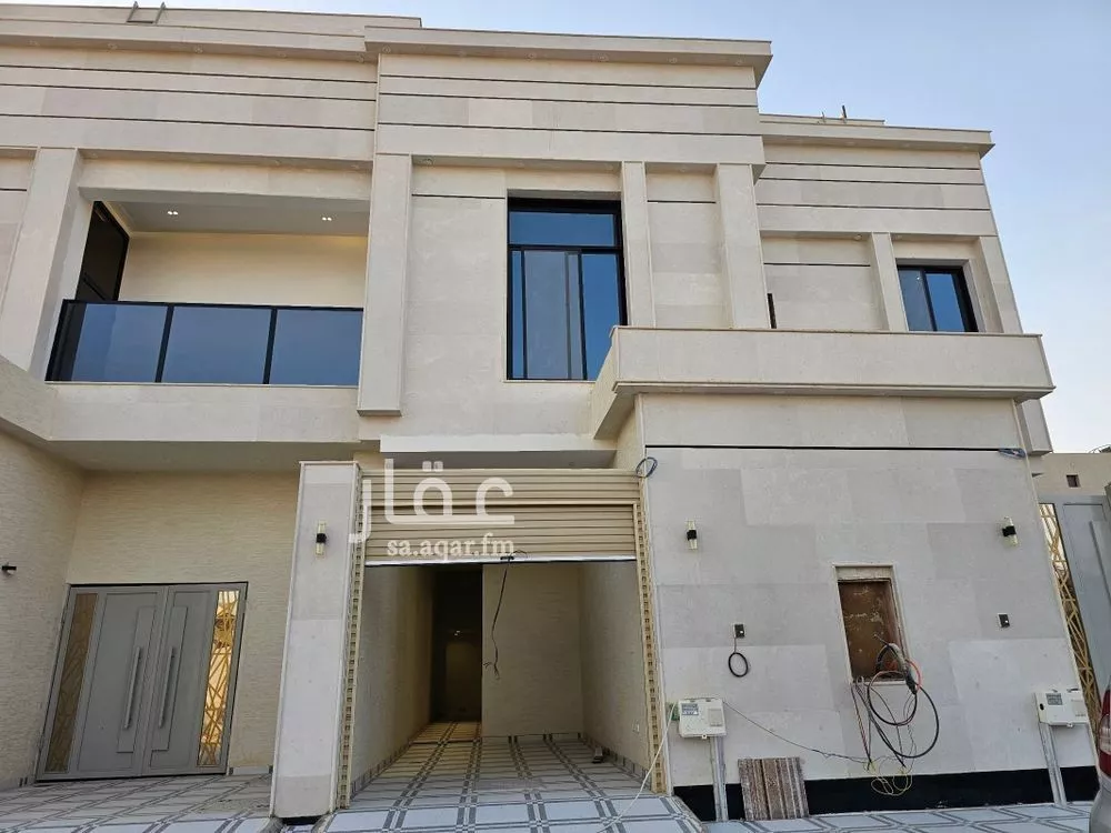 دور للبيع في شارع المجيمز, حي المعيزيلة, مدينة الرياض, منطقة الرياض 1 صورة
