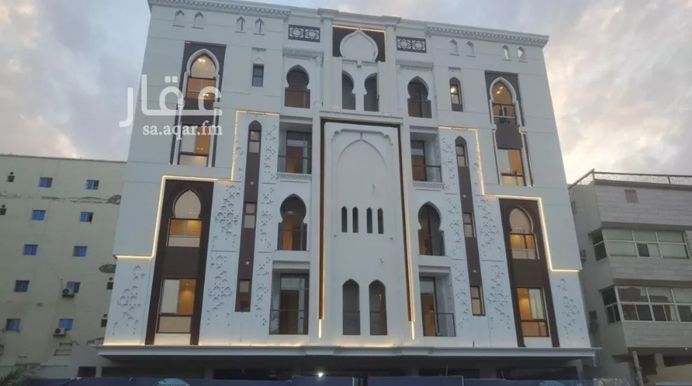 شقة للبيع في شارع الامير ماجد فرعي, حي النزهة, مدينة جدة, منطقة مكة المكرمة 1 صورة