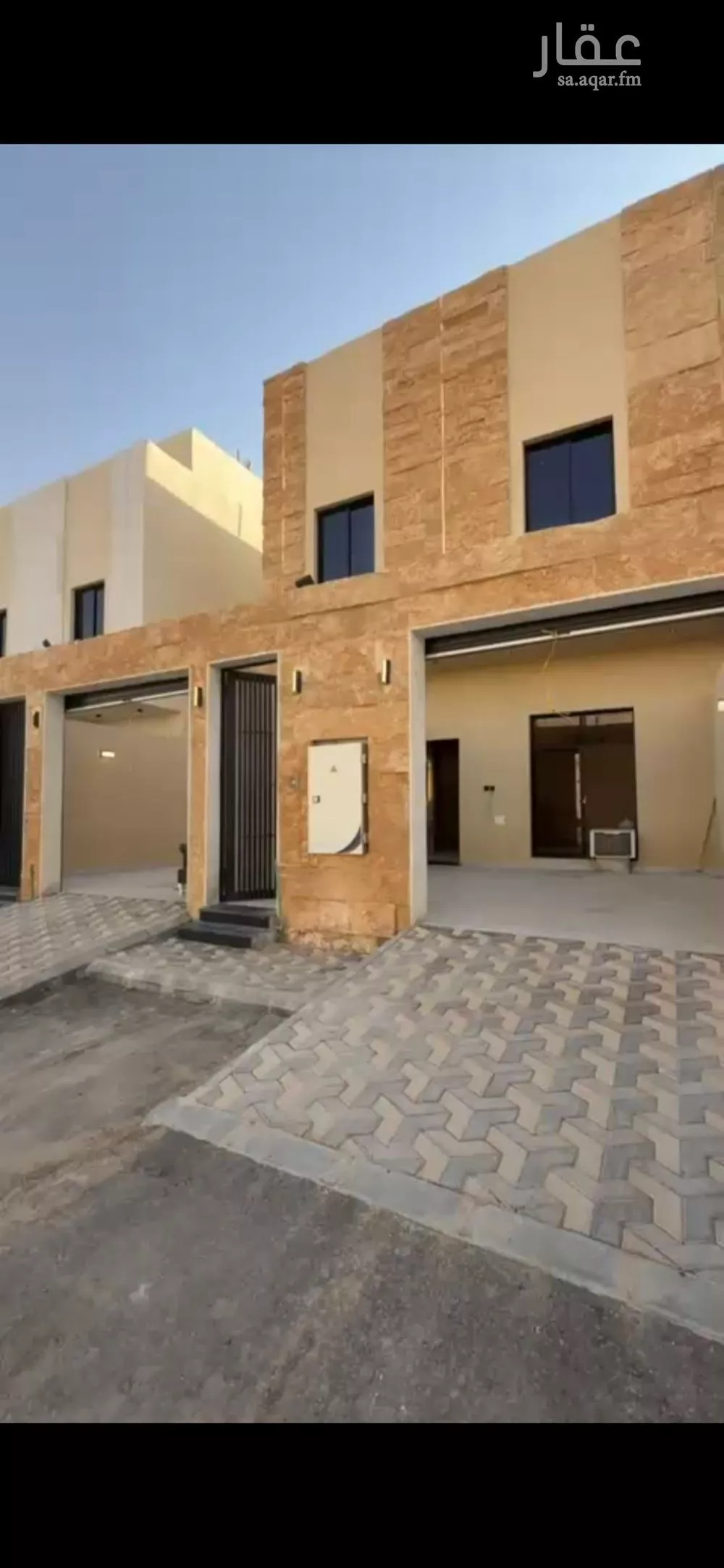 فيلا للبيع في شارع مصطفى عبدالرزاق, حي عكاظ, مدينة الرياض, منطقة الرياض 1 صورة