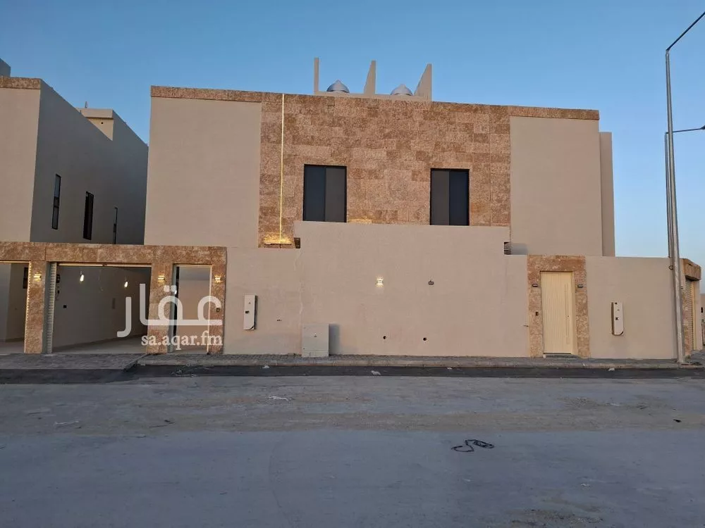 فيلا للبيع في شارع مقبل الذكير, حي ضاحية نمار, مدينة الرياض, منطقة الرياض 1 صورة