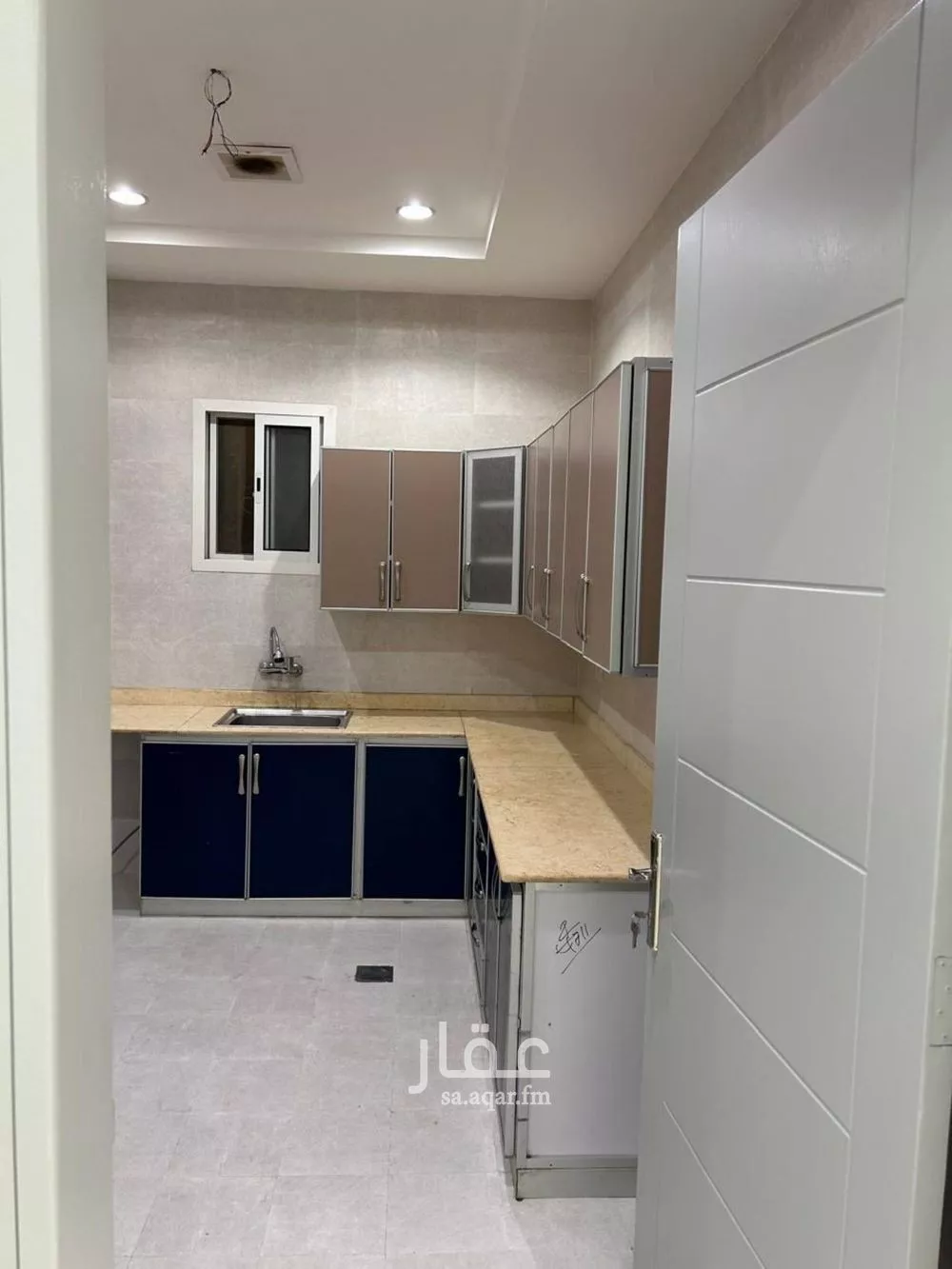 شقة للإيجار في شارع شرف الدين بن تيمية, حي المهدية, مدينة الرياض, منطقة الرياض 1 صورة