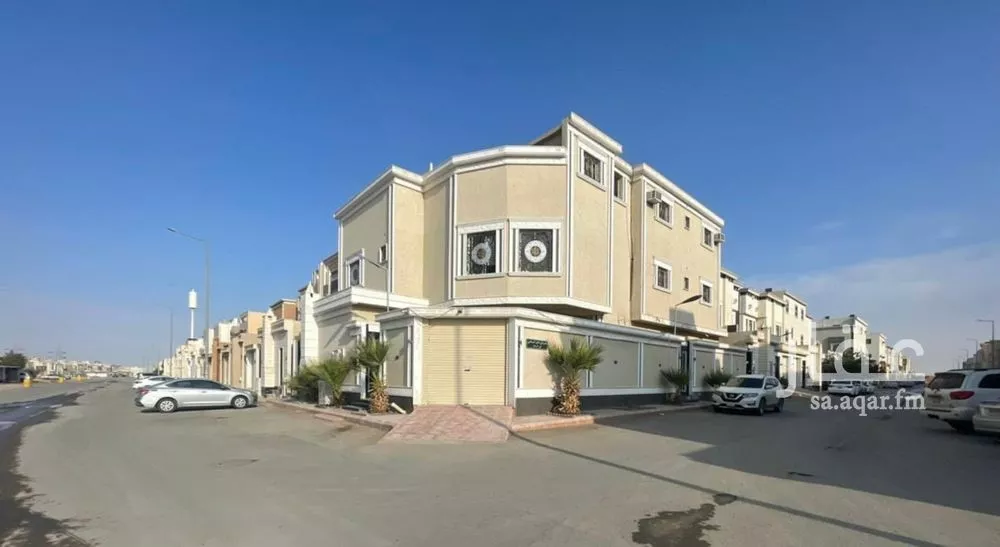فيلا للبيع في شارع ابن شعيب الفاسي, حي الرمال, مدينة الرياض, منطقة الرياض 1 صورة