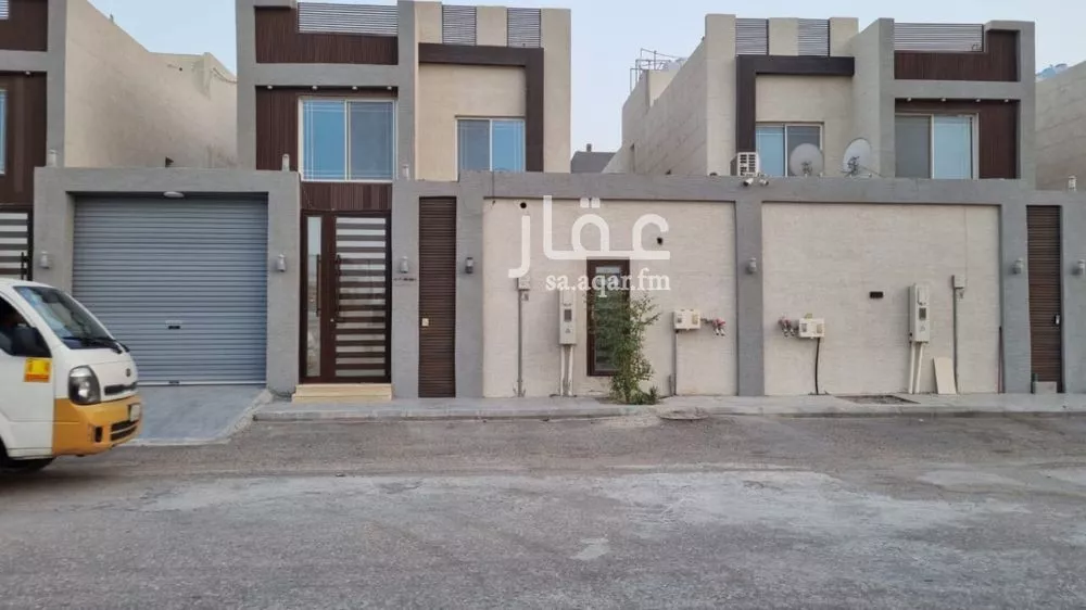 فيلا للبيع في شارع الجودة, حي الأمواج, مدينة الخبر, المنطقة الشرقية 1 صورة