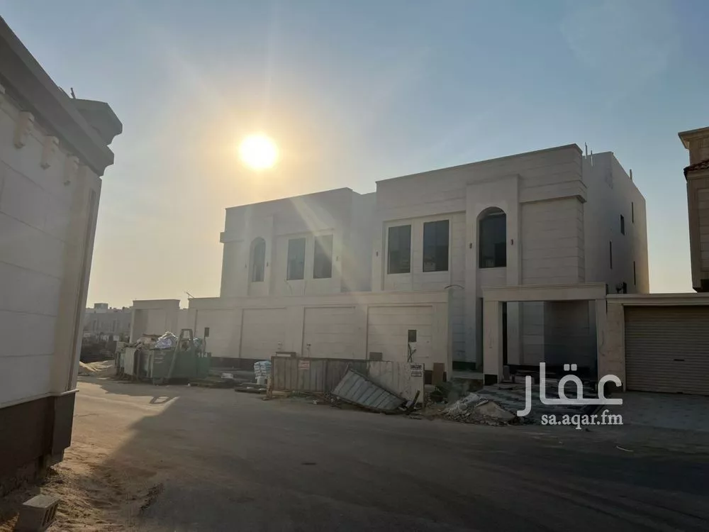 فيلا للبيع في شارع الهفوف, حي الصواري, مدينة الخبر, المنطقة الشرقية 1 صورة