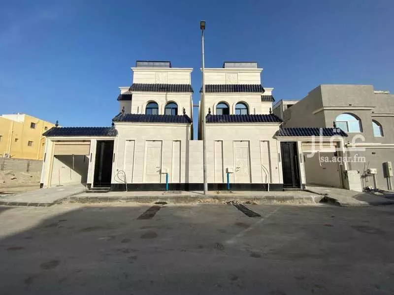 فيلا للبيع في شارع العروض, حي الصواري, مدينة الخبر, المنطقة الشرقية 1 صورة