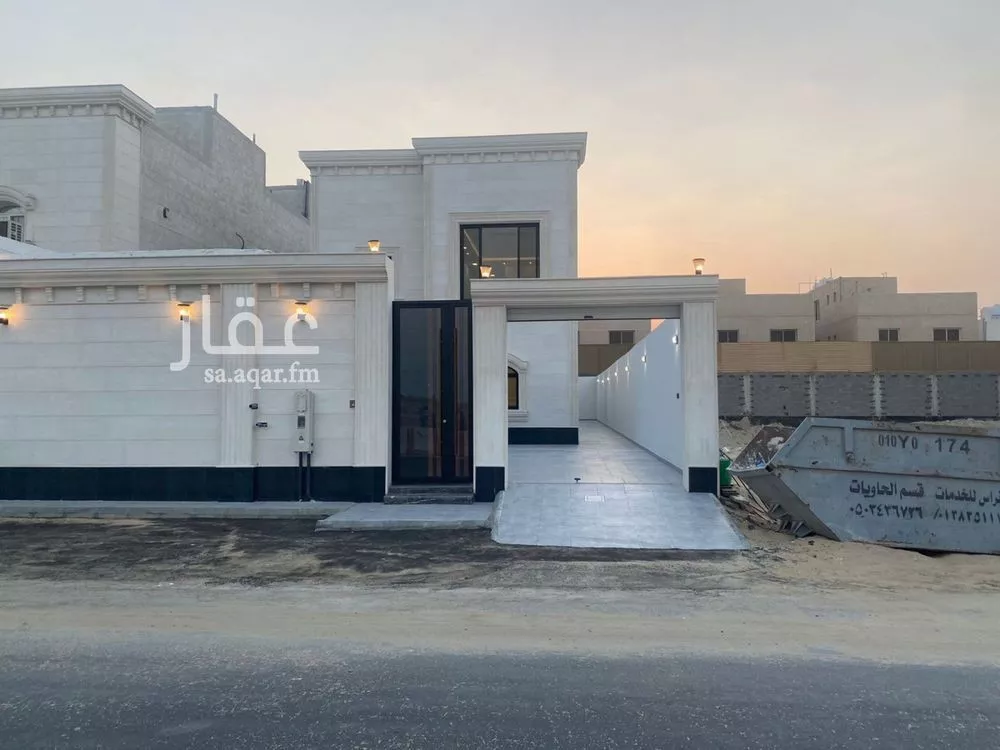 فيلا للبيع في حي اللؤلؤ, مدينة الخبر, المنطقة الشرقية 1 صورة