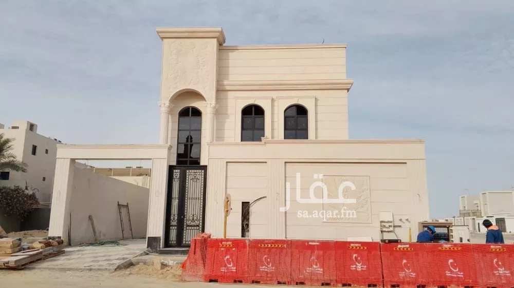 فيلا للبيع في حي الصواري, مدينة الخبر, المنطقة الشرقية 1 صورة