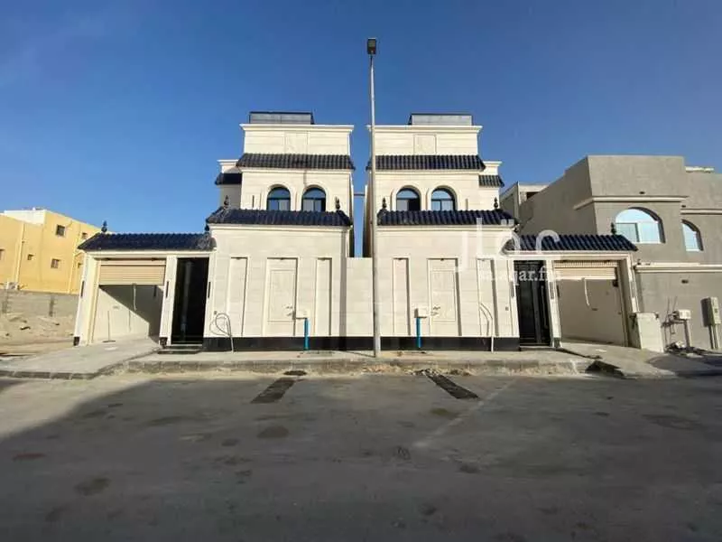 فيلا للبيع في شارع العروض, حي الصواري, مدينة الخبر, المنطقة الشرقية 1 صورة