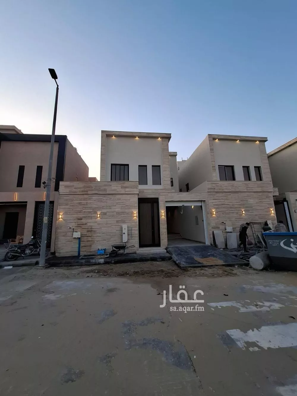 فيلا للبيع في شارع نتا, حي الأمواج, مدينة الخبر, المنطقة الشرقية 1 صورة