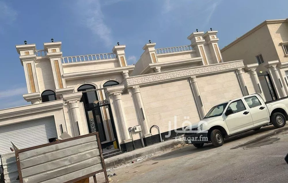 فيلا للبيع في شارع العلاد ابن عمرو, حي الشراع, مدينة الخبر, المنطقة الشرقية 1 صورة