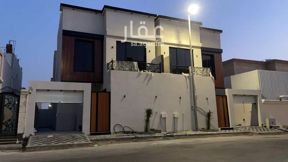 فيلا للبيع في شارع الناصره, حي الصواري, مدينة الخبر, المنطقة الشرقية 1 صورة