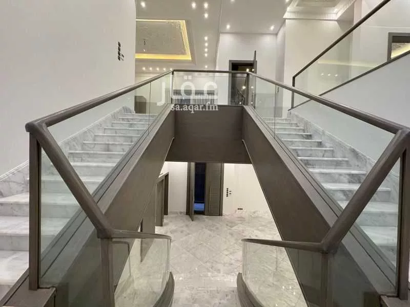 فيلا للإيجار في شارع رقم 165, حي الملقا, مدينة الرياض, منطقة الرياض 1 صورة