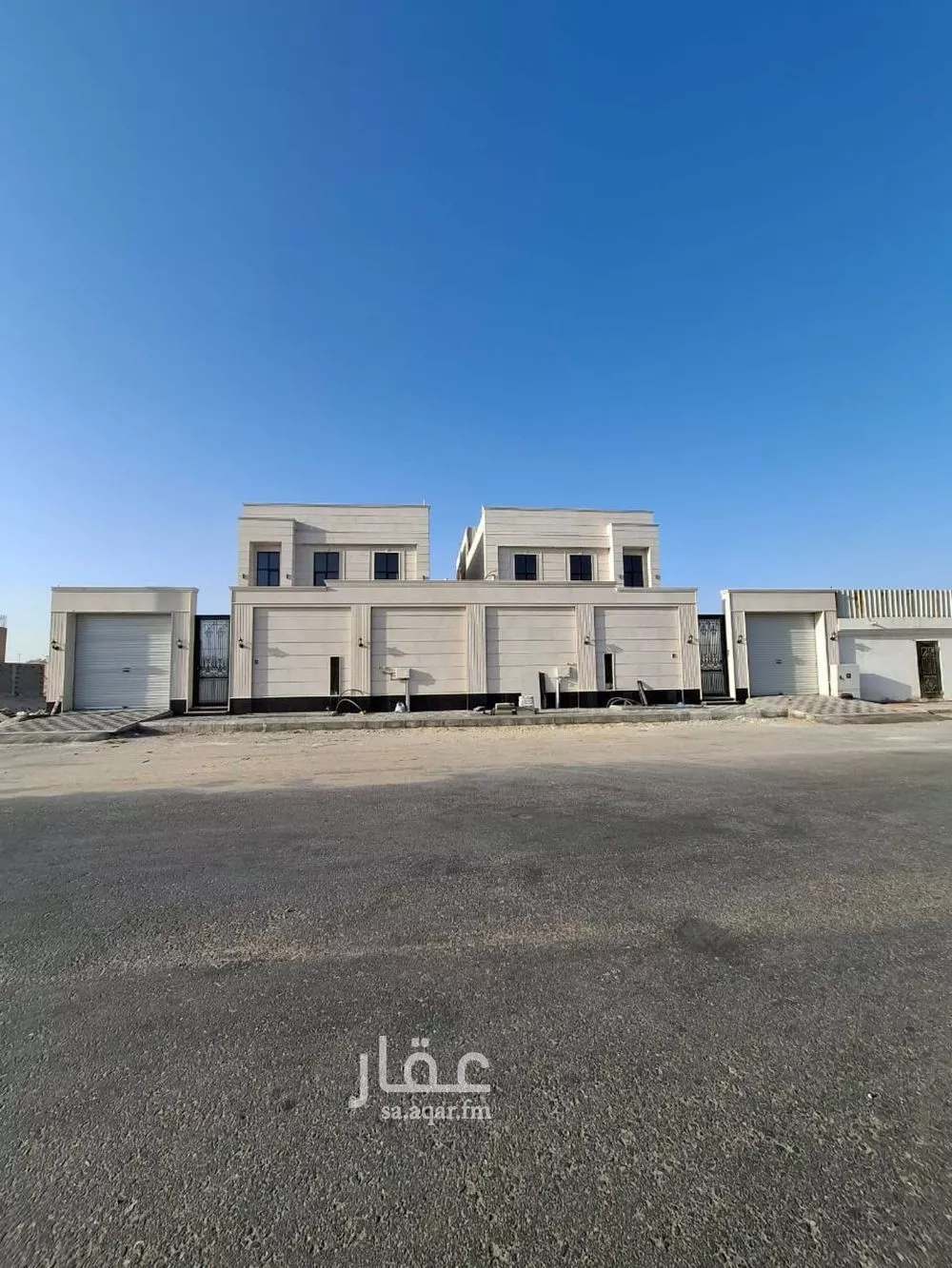 فيلا للبيع في شارع انس بن ارقم, حي الشراع, مدينة الخبر, المنطقة الشرقية 1 صورة