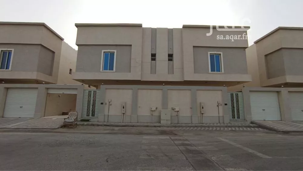 فيلا للبيع في شارع الصياد, حي الأمواج, مدينة الخبر, المنطقة الشرقية 1 صورة