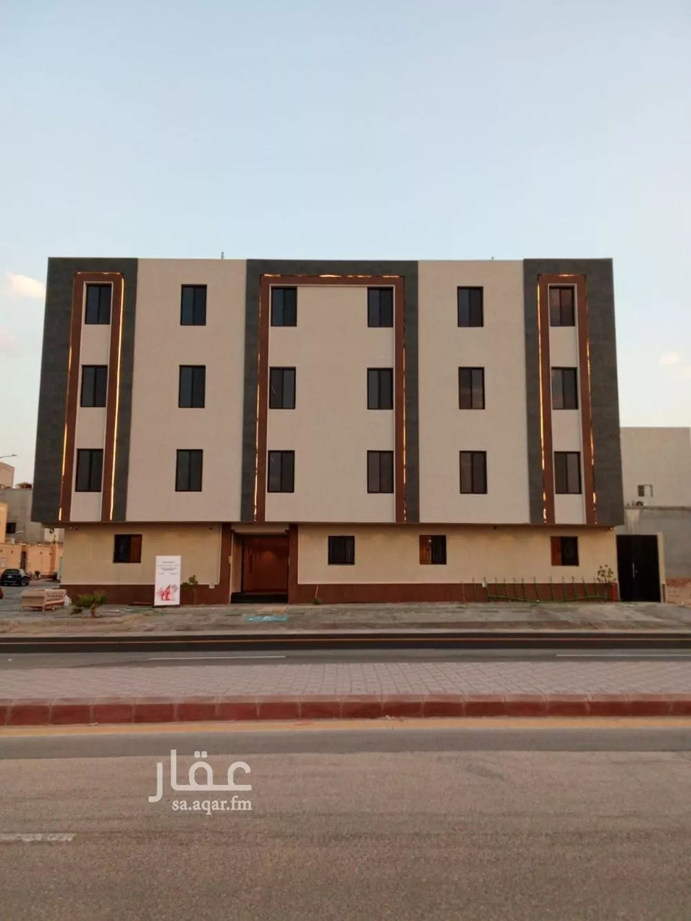 شقة للبيع في شارع عائش بن الصامت بن دريد, حي العوالي, مدينة الرياض, منطقة الرياض 1 صورة