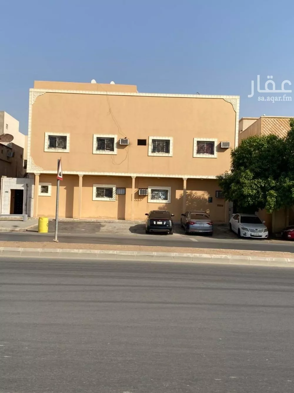 عمارة للبيع في شارع الطارف, حي العريجاء الغربي, مدينة الرياض, منطقة الرياض 1 صورة