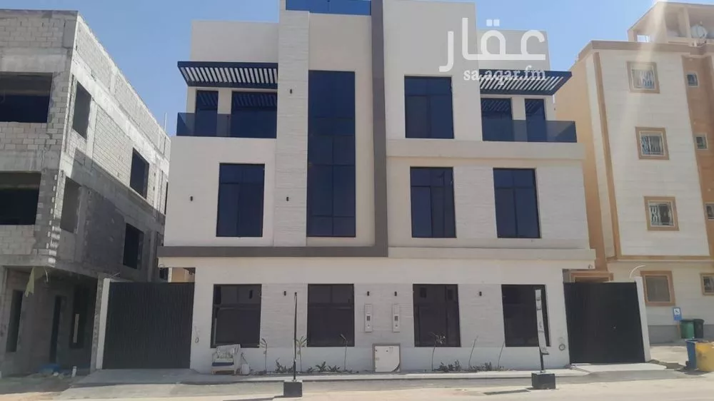 فيلا للبيع في شارع سيف الدين الخطيب, حي المهدية, مدينة الرياض, منطقة الرياض 1 صورة