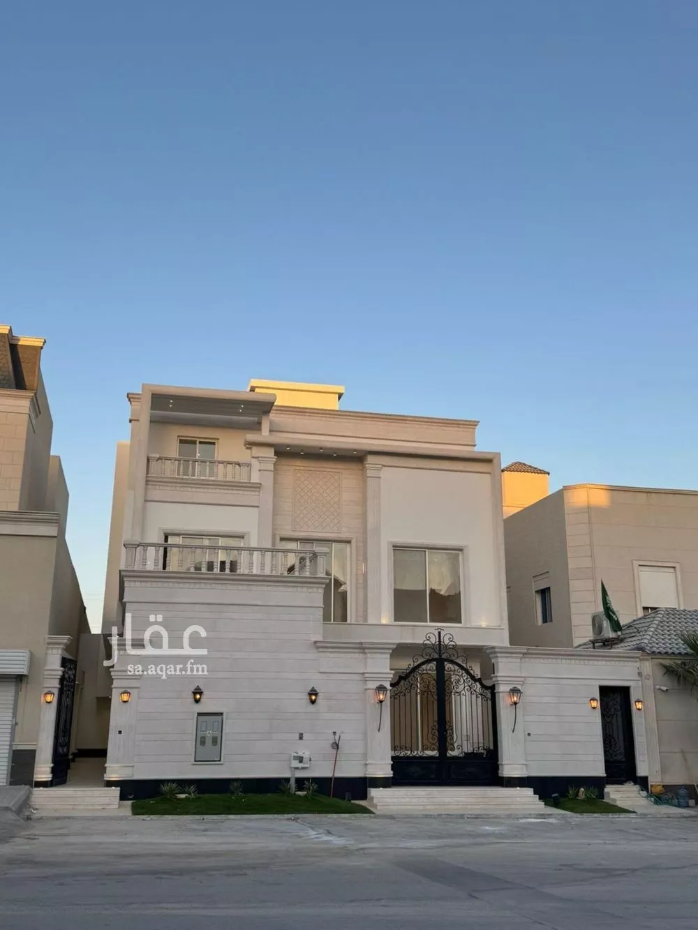 فيلا للبيع في شارع المجد, حي حطين, مدينة الرياض, منطقة الرياض 1 صورة