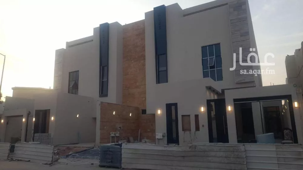 فيلا للبيع في شارع إسماعيل بن أبي اليسر, حي العارض, مدينة الرياض, منطقة الرياض 1 صورة