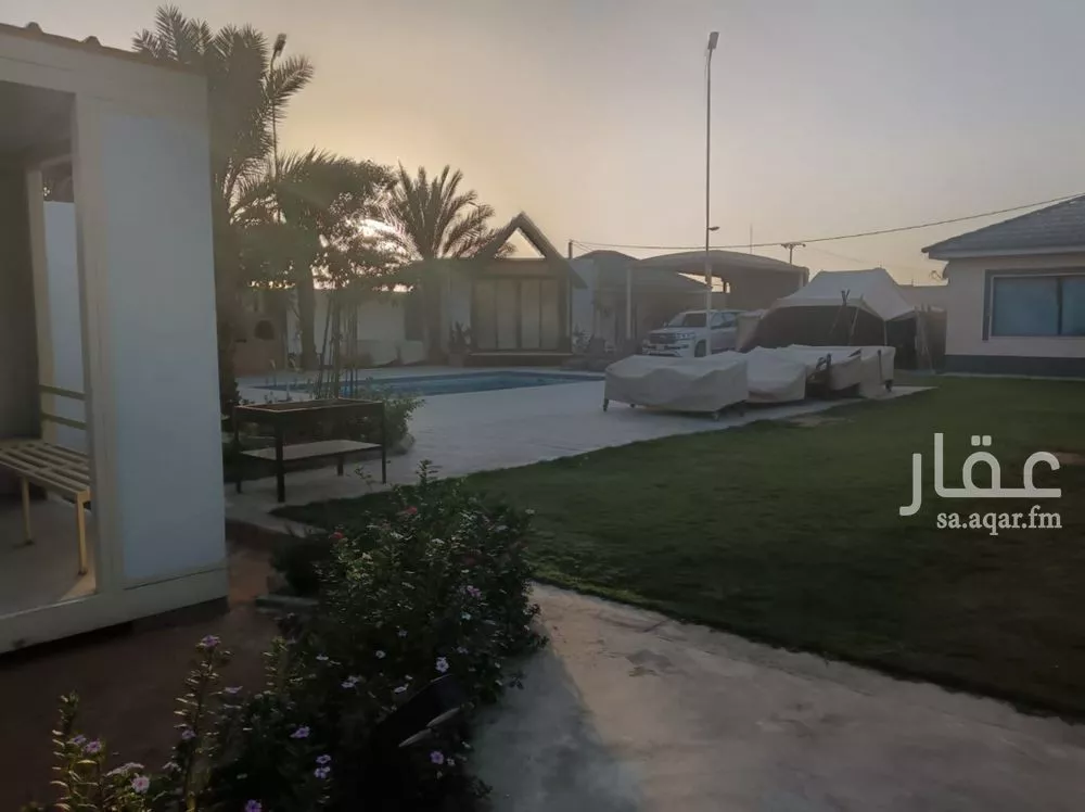 أرض للبيع في شارع قصور ال مقبل 36, مدينة المزاحمية, منطقة الرياض 1 صورة