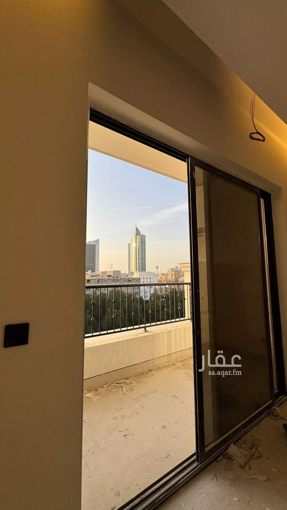 شقة للبيع في شارع الالمعي, حي البندرية, مدينة الخبر, المنطقة الشرقية 1 صورة