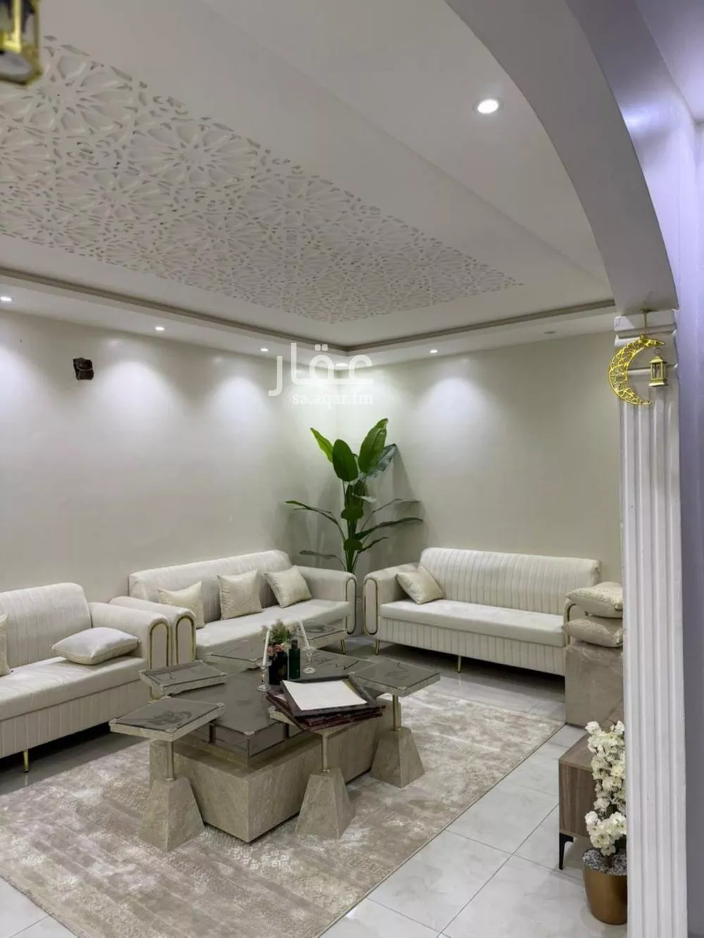 فيلا للإيجار في شارع عامر بن نابي, حي طيبة, مدينة الرياض, منطقة الرياض 1 صورة