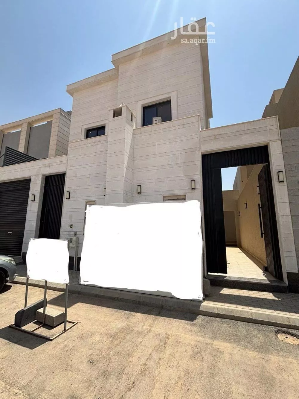 دور للبيع في شارع لايوجد, حي السعادة, مدينة الرياض, منطقة الرياض 1 صورة
