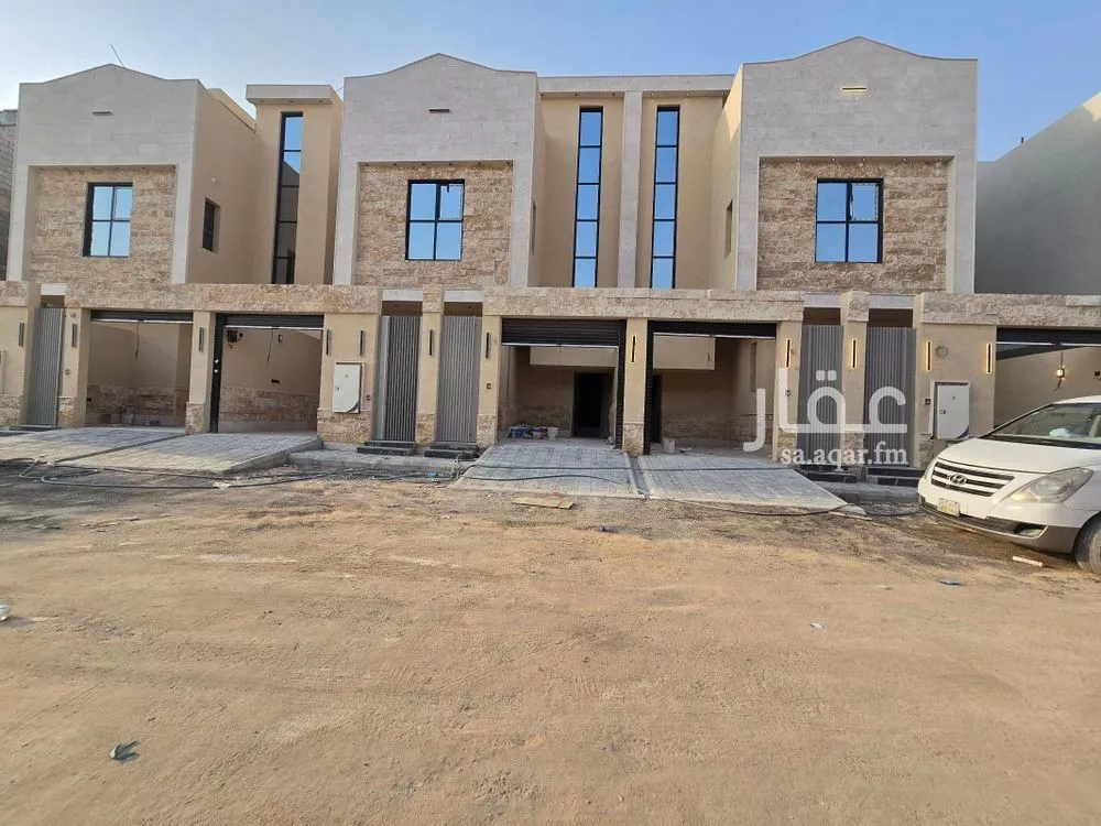 دور للبيع في شارع محمد علي البخاري, حي طويق, مدينة الرياض, منطقة الرياض 1 صورة