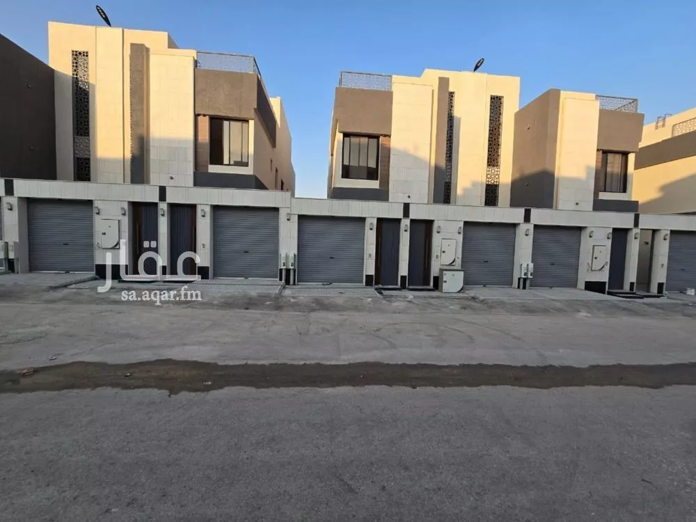 دور للبيع في شارع الوادي الأخضر, حي ديراب, مدينة الرياض, منطقة الرياض 1 صورة