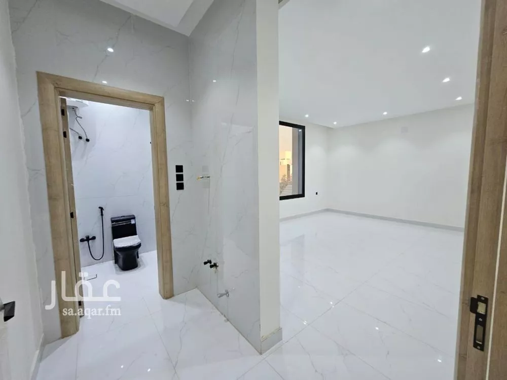 دور للبيع في شارع القلانسي, حي العريجاء الغربي, مدينة الرياض, منطقة الرياض 1 صورة