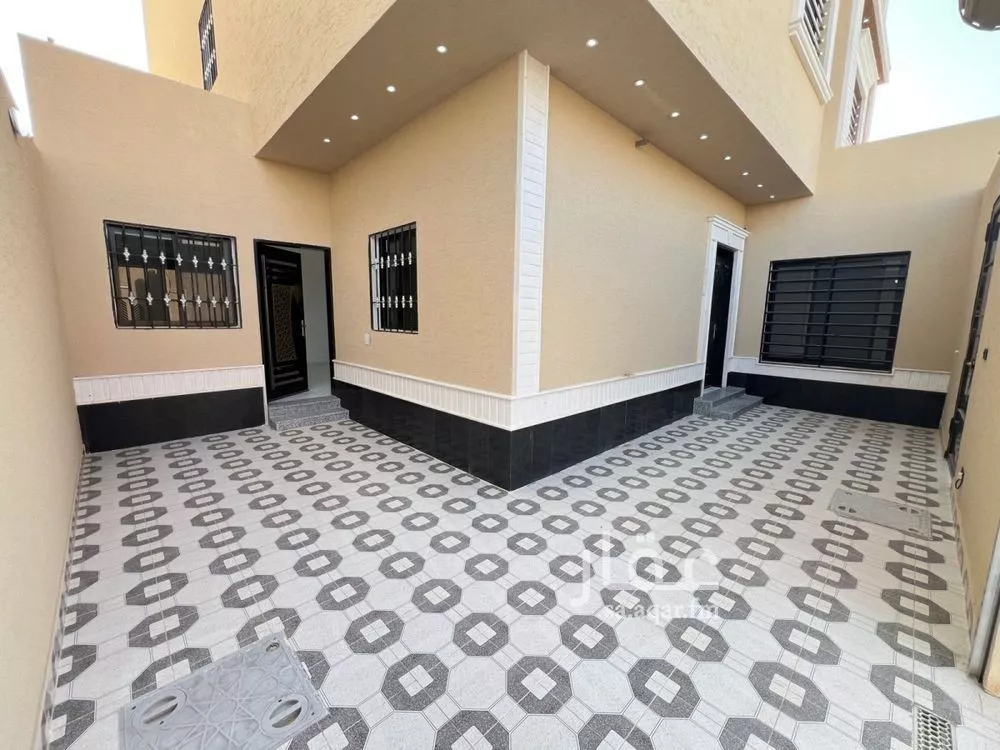 دور للبيع في شارع عرفات, حي الدار البيضاء, مدينة الرياض, منطقة الرياض 1 صورة