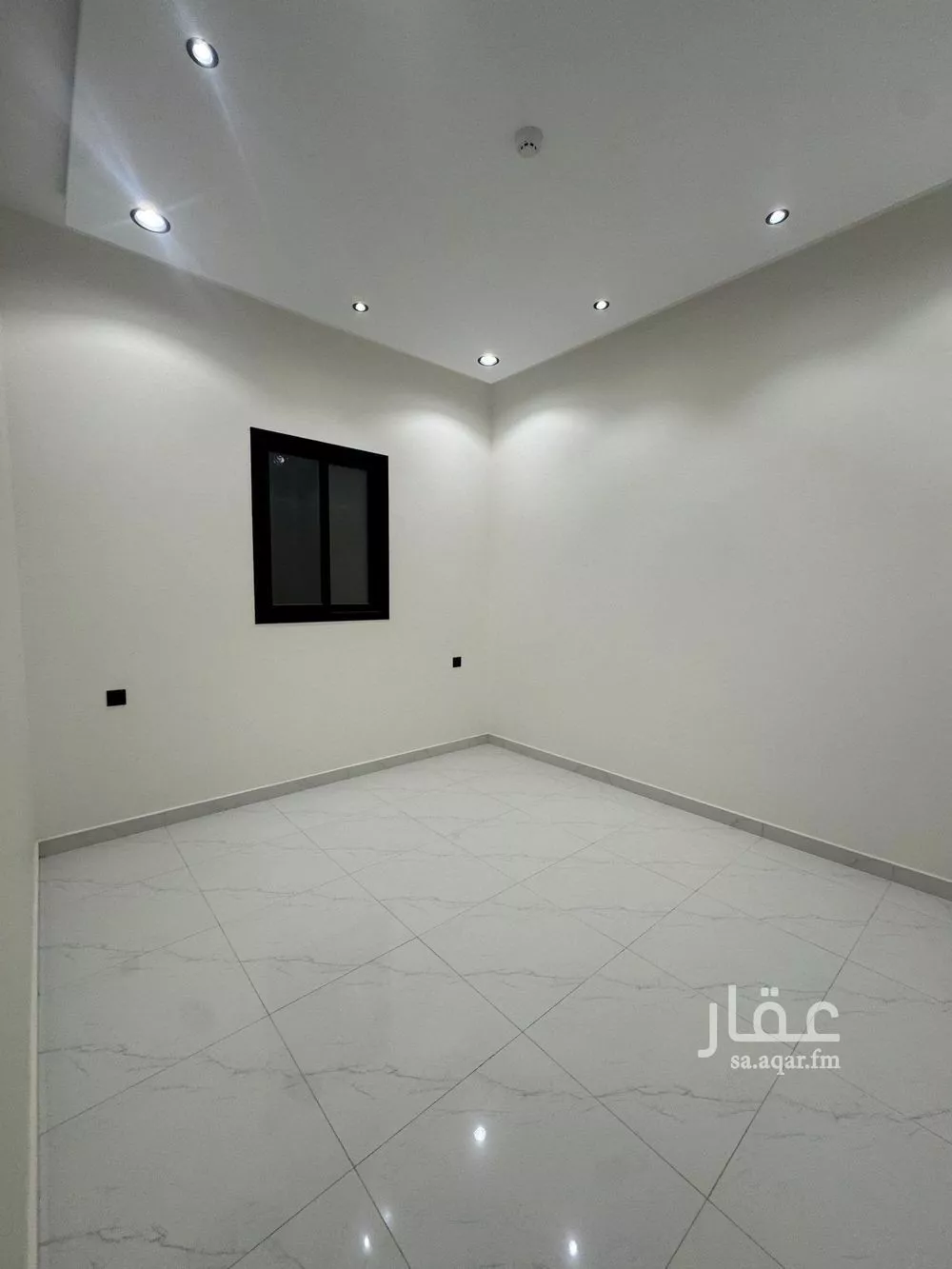 شقة للبيع في شارع عبدالقادر الجزائري, حي الدار البيضاء, مدينة الرياض, منطقة الرياض 1 صورة