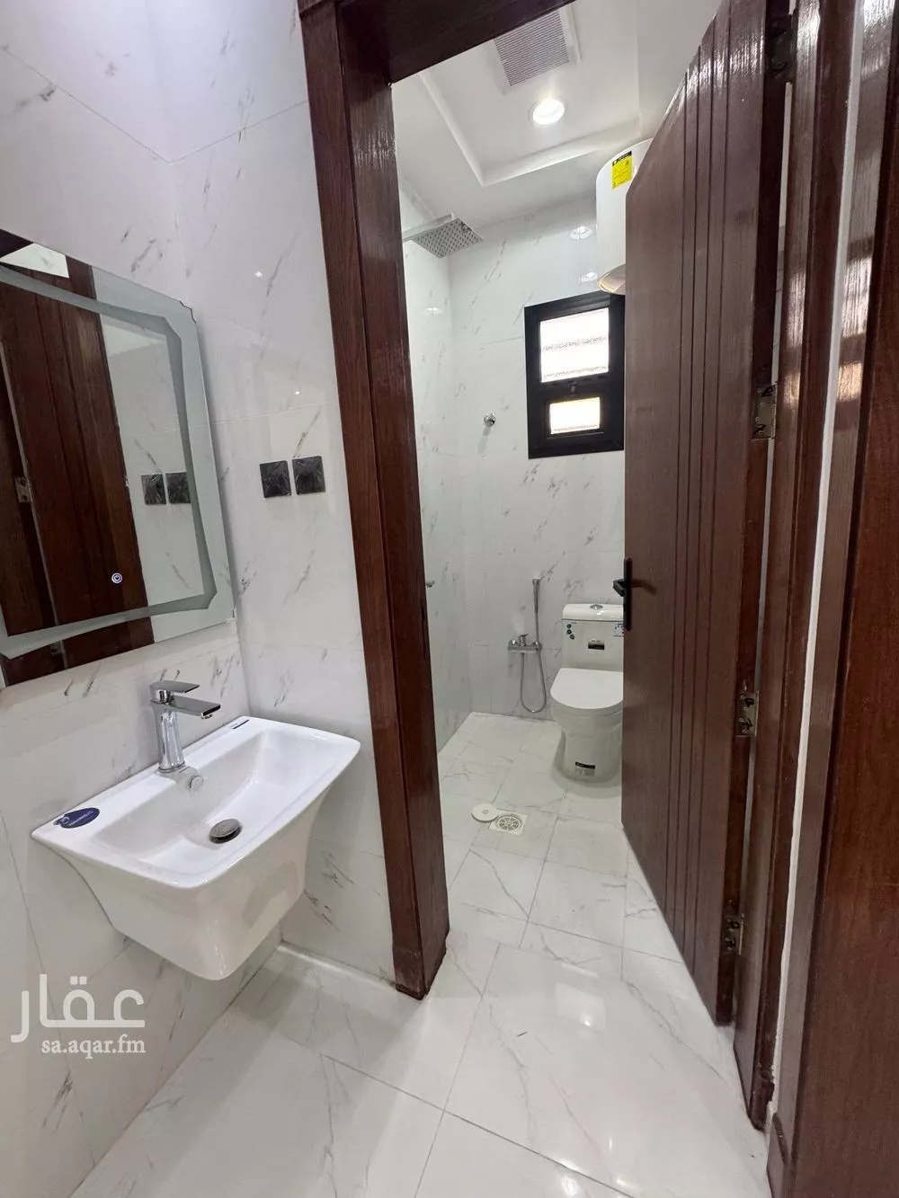 شقة للبيع في شارع عرفات, حي العزيزية, مدينة الرياض, منطقة الرياض 1 صورة