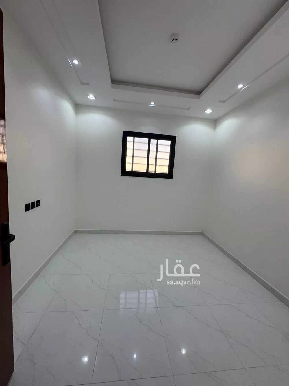 شقة للبيع في شارع عرفات, حي العزيزية, مدينة الرياض, منطقة الرياض 1 صورة