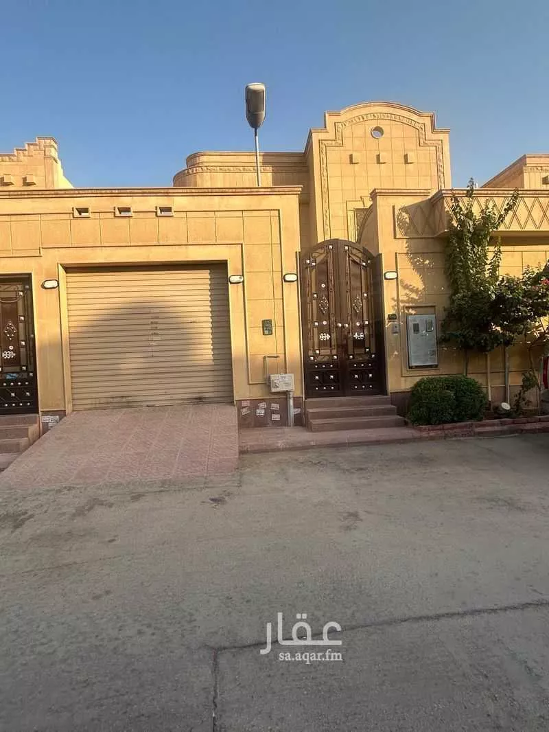 فيلا للبيع في شارع الفحيحيل, حي إشبيلية, مدينة الرياض, منطقة الرياض 1 صورة