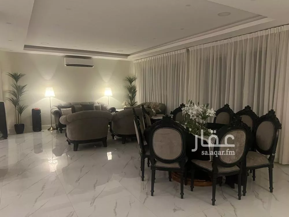 فيلا للبيع في شارع عبدالله بن رشيد, حي الروضة, مدينة الرياض, منطقة الرياض 1 صورة