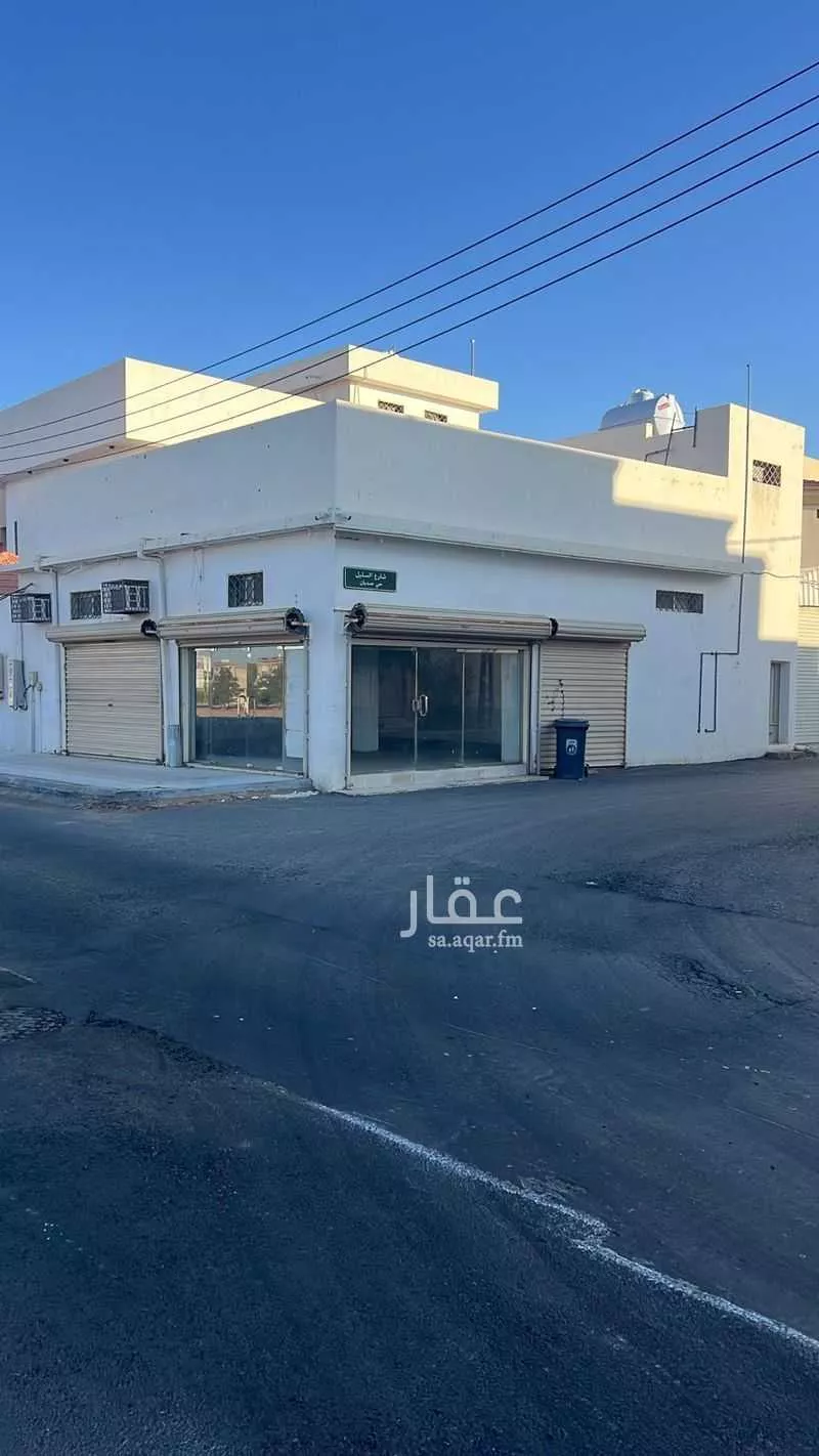 فيلا للإيجار في شارع هارون الرشيد, حي المنتزة الشرقي, مدينة حائل, منطقة حائل 1 صورة