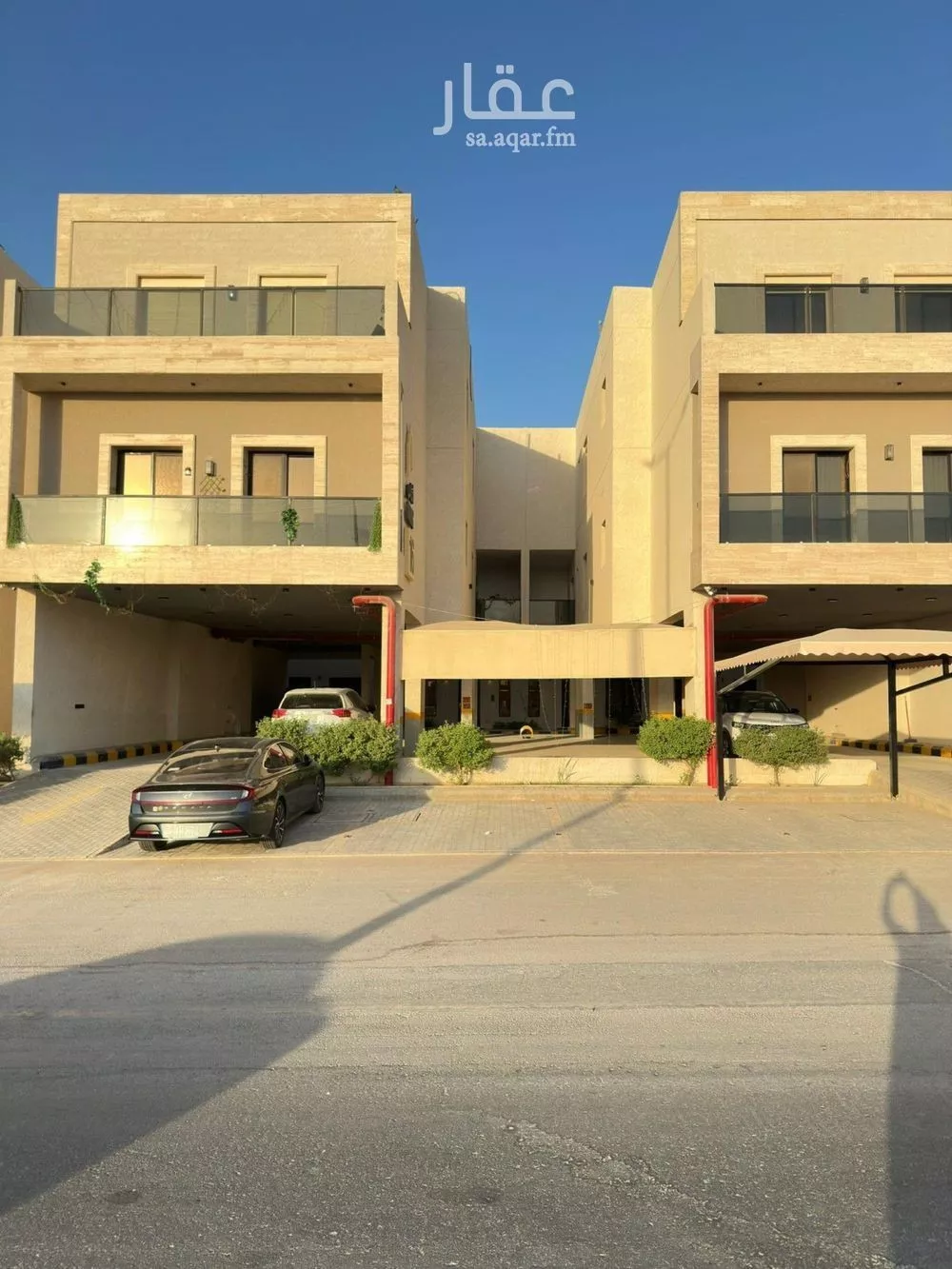 فيلا للإيجار في شارع تاج الدين الفكهاني, حي الرمال, مدينة الرياض, منطقة الرياض 1 صورة