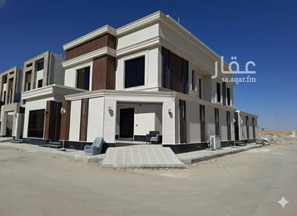 فيلا للبيع في شارع سليمان البغدادى, حي الرمال, مدينة الرياض, منطقة الرياض 1 صورة