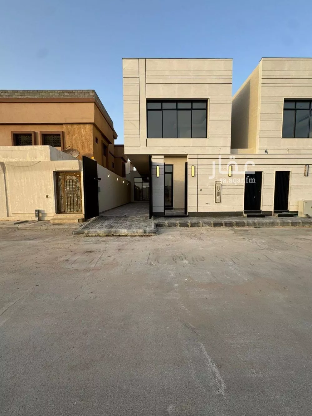 فيلا للبيع في شارع خالد الوقار, حي الملك فيصل, مدينة الرياض, منطقة الرياض 1 صورة