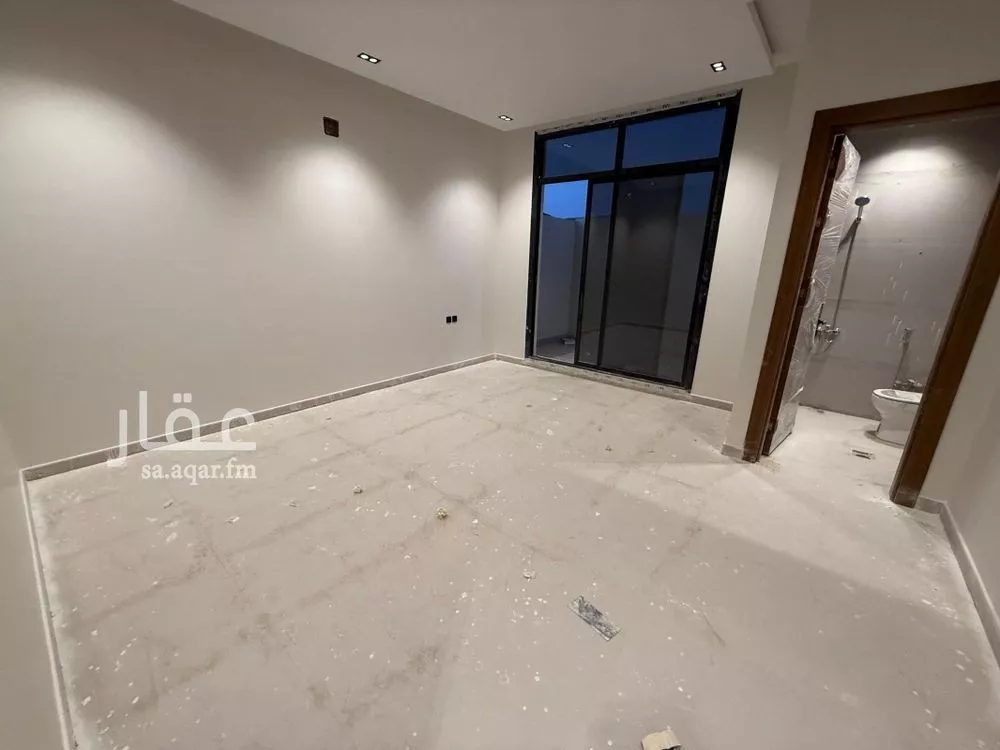 دور للبيع في شارع رقم 329, حي المونسية, مدينة الرياض, منطقة الرياض 1 صورة