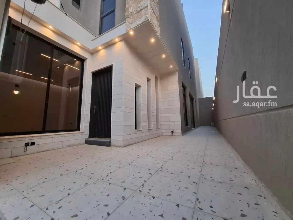 دور للبيع في شارع وادي حبان, حي القادسية, مدينة الرياض, منطقة الرياض 1 صورة