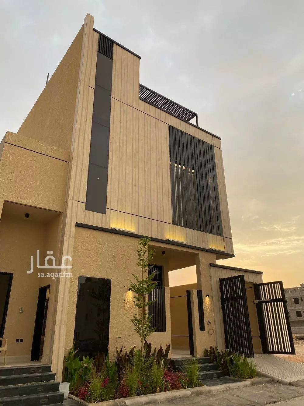 فيلا للبيع في شارع السيل, حي المهدية, مدينة الرياض, منطقة الرياض 1 صورة