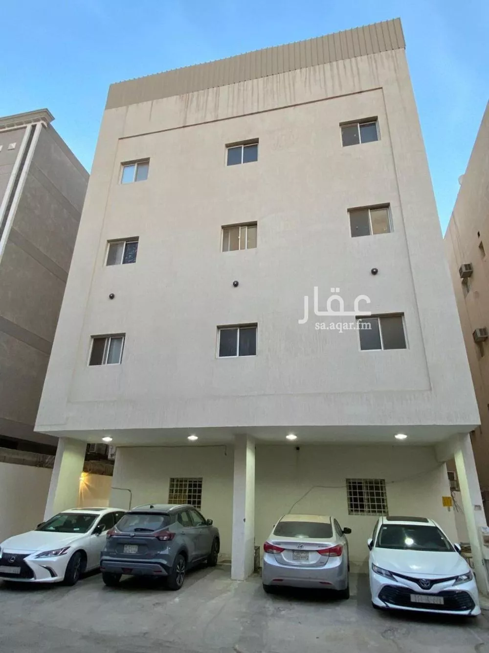 شقة للإيجار في شارع زيد البغدادي, حي الوزارات, مدينة الرياض, منطقة الرياض 1 صورة