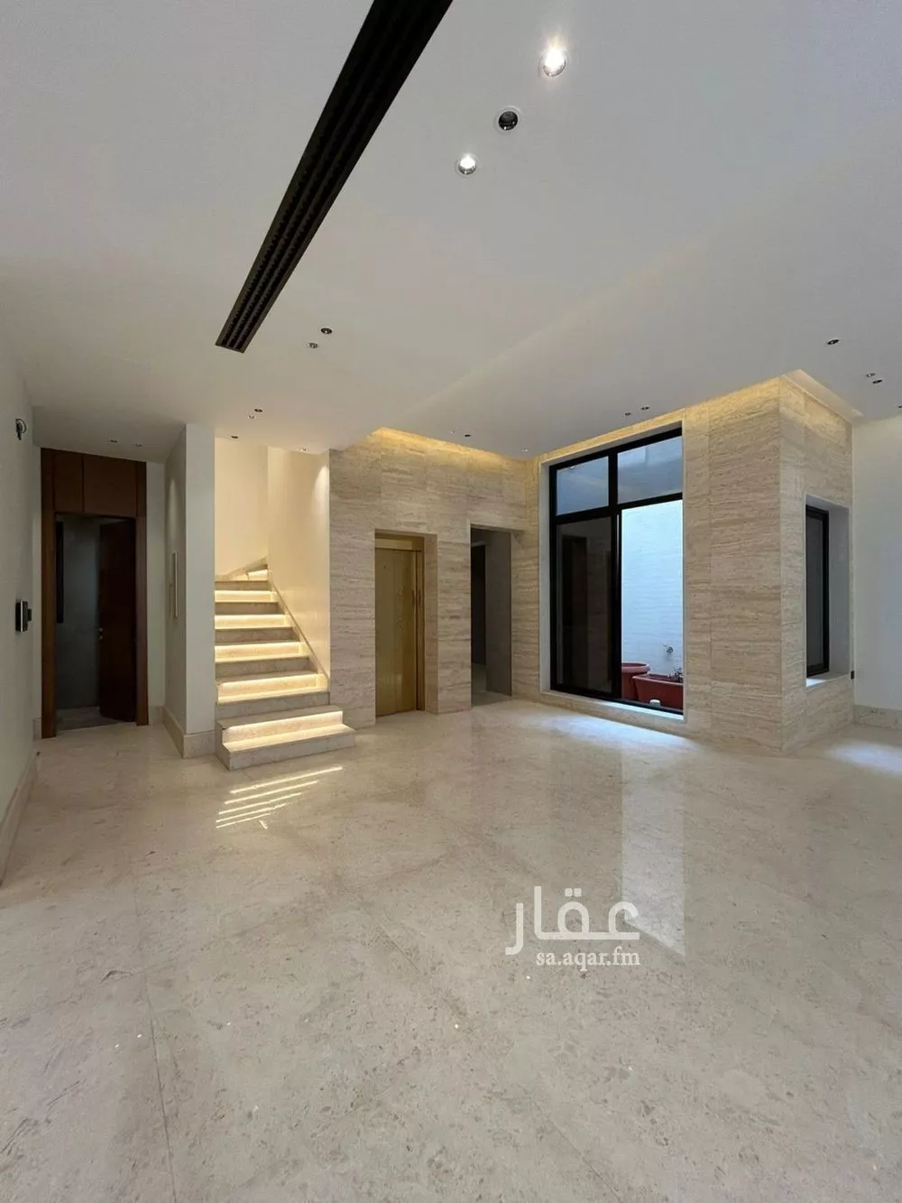 فيلا للبيع في شارع رقم 512, حي النرجس, مدينة الرياض, منطقة الرياض 1 صورة