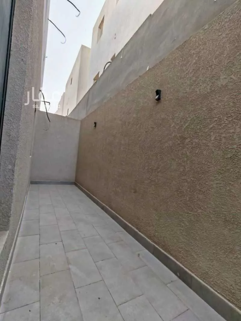 فيلا للبيع في شارع إبراهيم بن حسين, حي الرمال, مدينة الرياض, منطقة الرياض 1 صورة