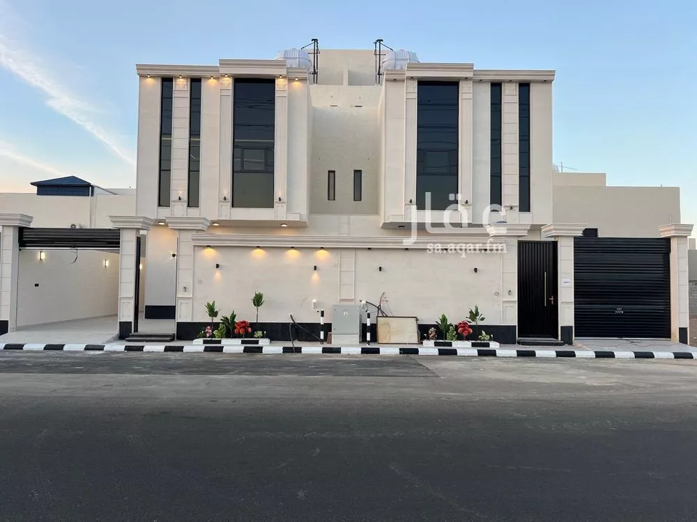 فيلا للبيع في شارع ابن ابي حاتم, حي الرحاب, مدينة الطائف, منطقة مكة المكرمة 1 صورة